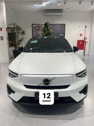 VOLVO XC40 P8 RECHARGE TWIN ELECTRIC ULTIMATE AWD VOLVO XC40 P8 RECHARGE TWIN ELECTRIC ULTIMATE AWD